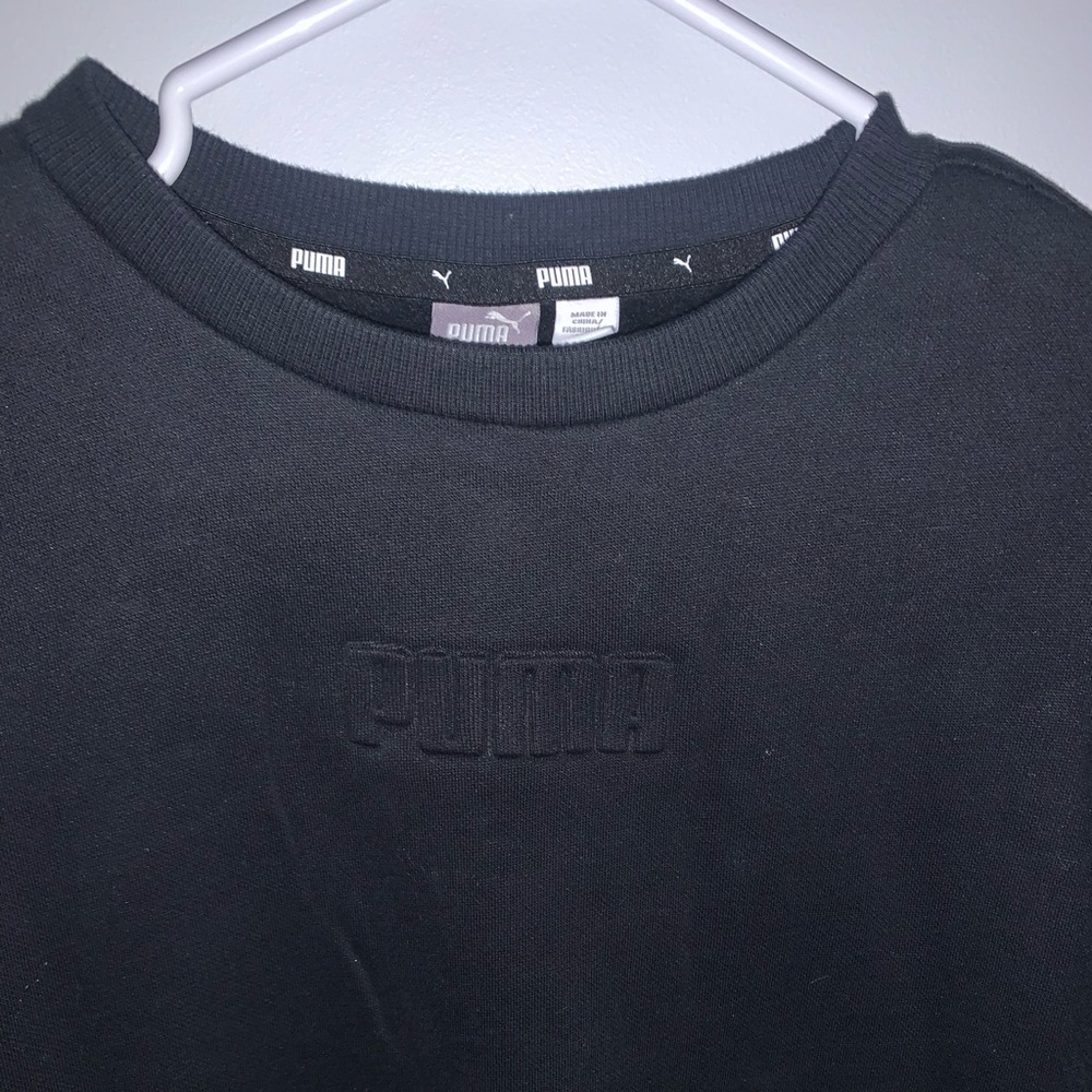 NWT BLACK PUMA SWEATSHIRT